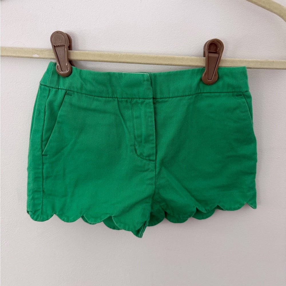 Crewcuts Kids Scalloped Green Shorts size 6
